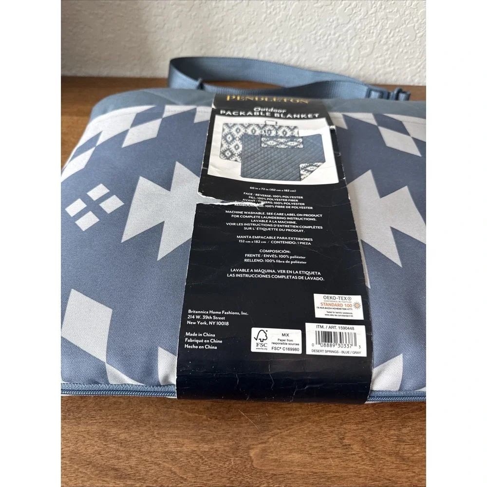 New Pendleton Outdoor Packable Blanket 60